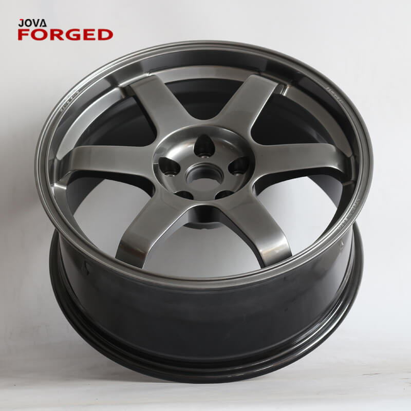 18寸锻造轮毂jpg
